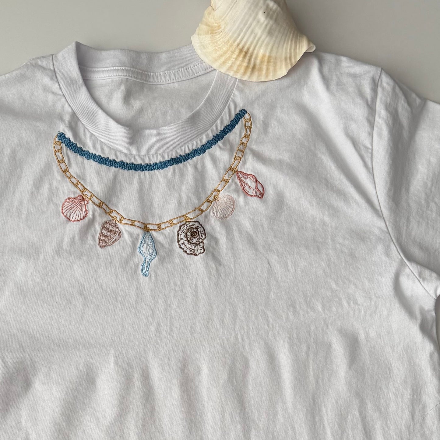 coastal charm tee
