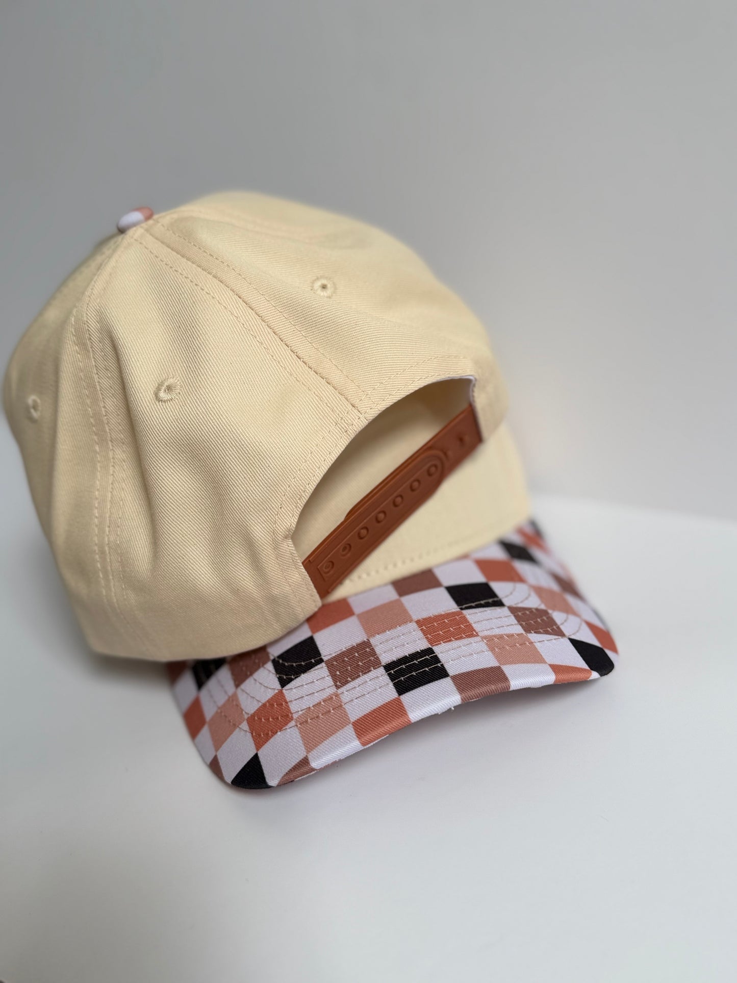 NEUTRAL CHECKER TRUCKER