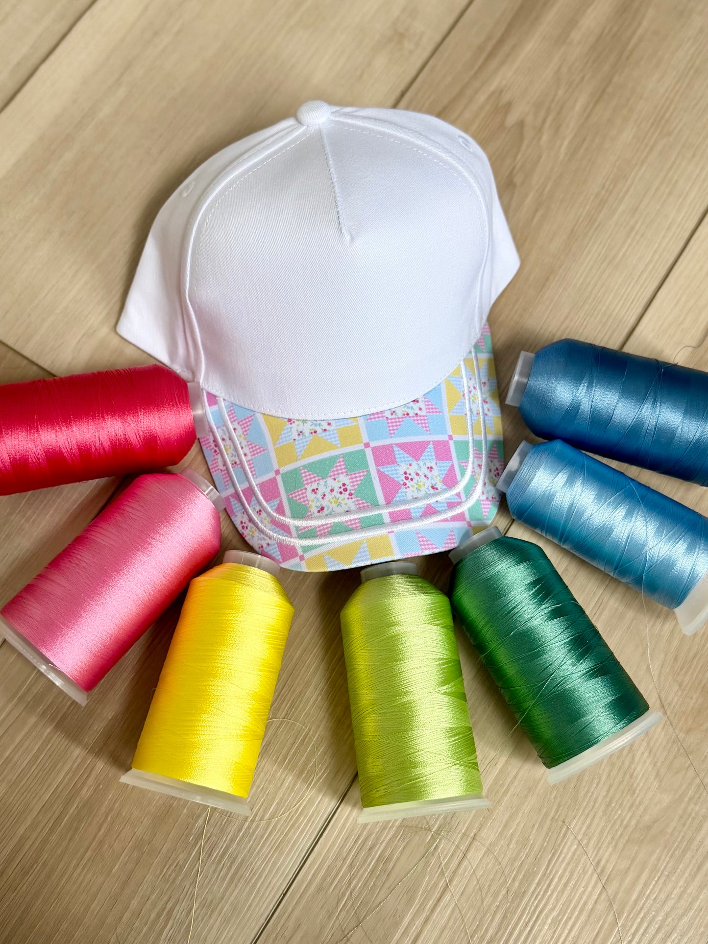 QUILTED BRIM