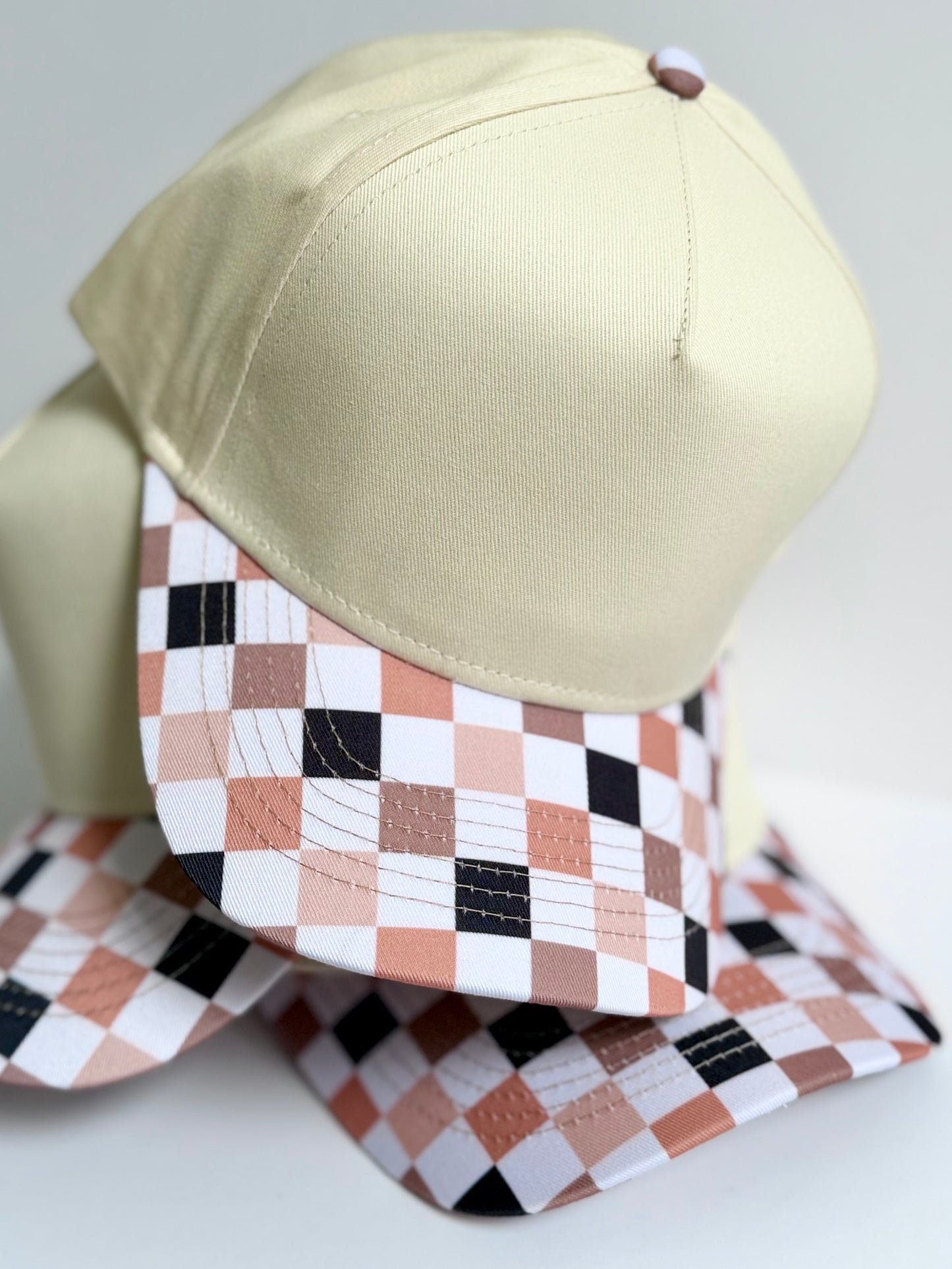 NEUTRAL CHECKER TRUCKER